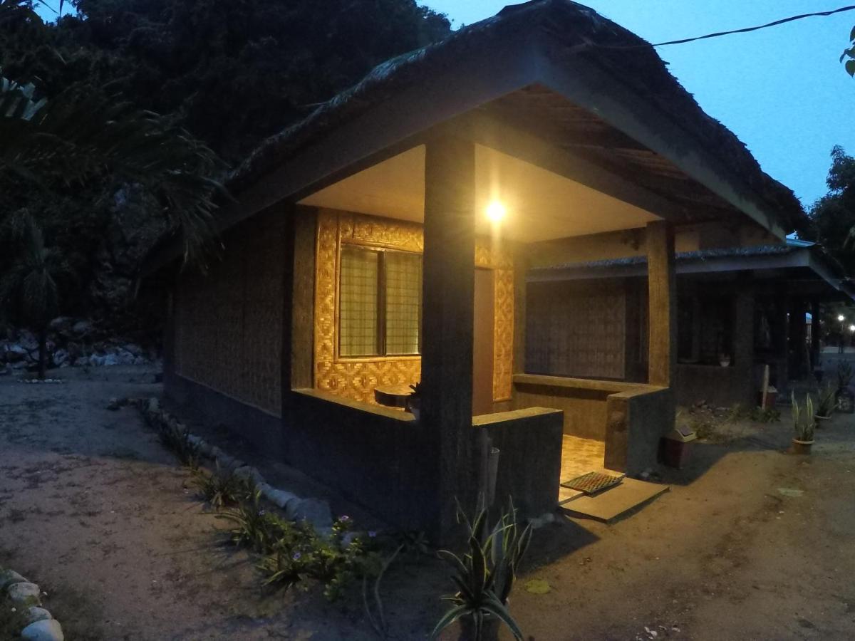 Se San Beach Resort-Isla De Gigantes Carles Buitenkant foto